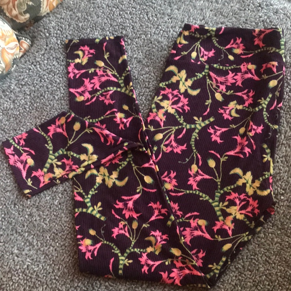 $15 or💥💥2 for $25💥💥Lularoe leggings TC
